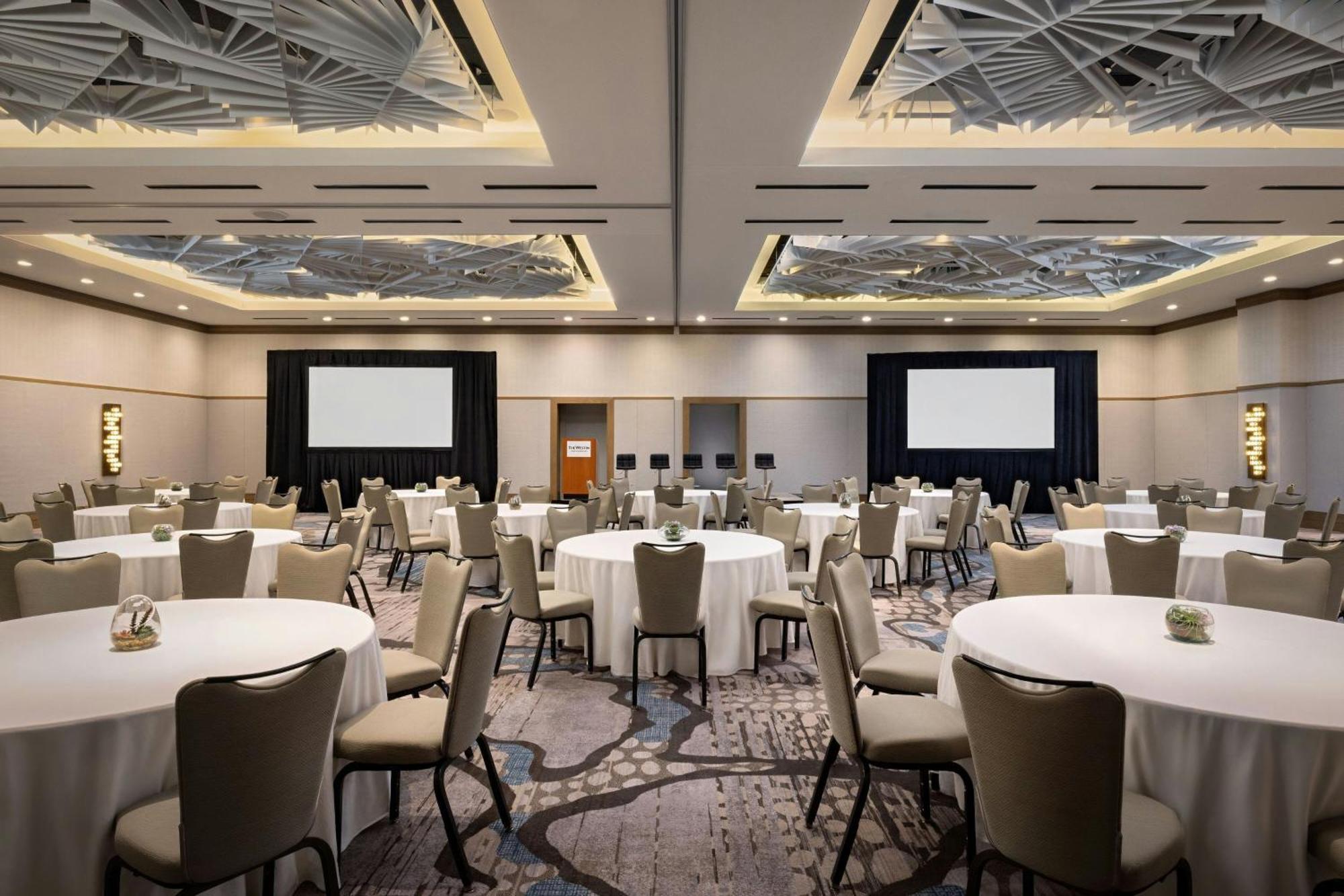 The Westin Austin Downtown Hotel Exterior photo